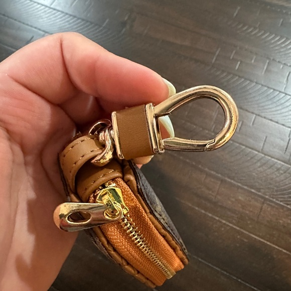 Key Holder - Picture 3 of 3